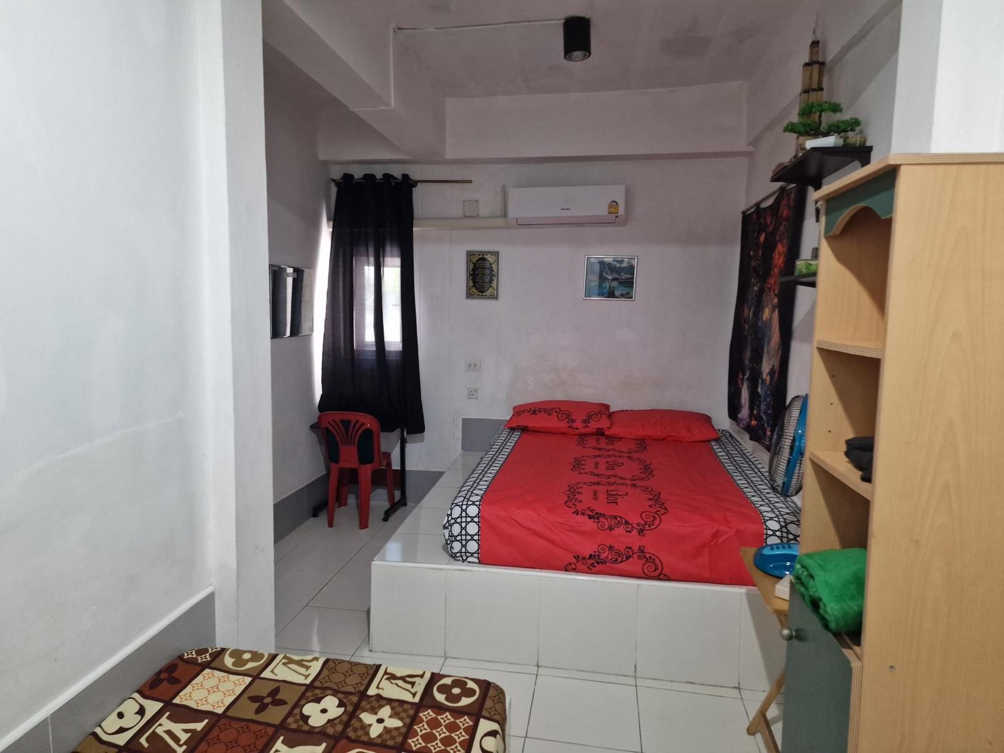 Btl Sunny Hotel Bangkok Buitenkant foto